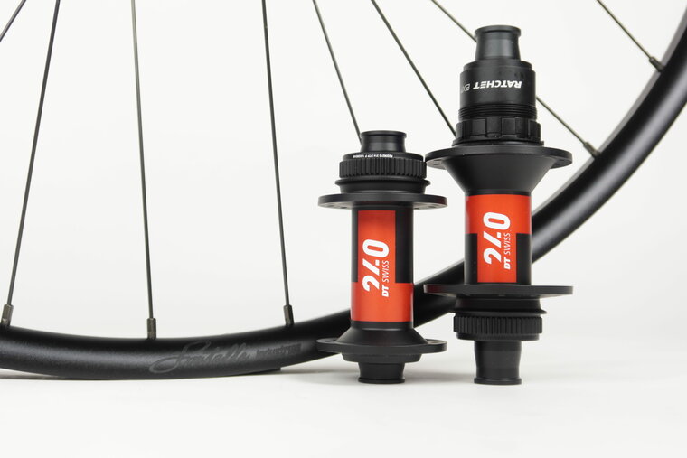 Fratelli custom Gravel wielset: FX26-XC-OC velgen - J-bend naven - Disc Brake (DB)